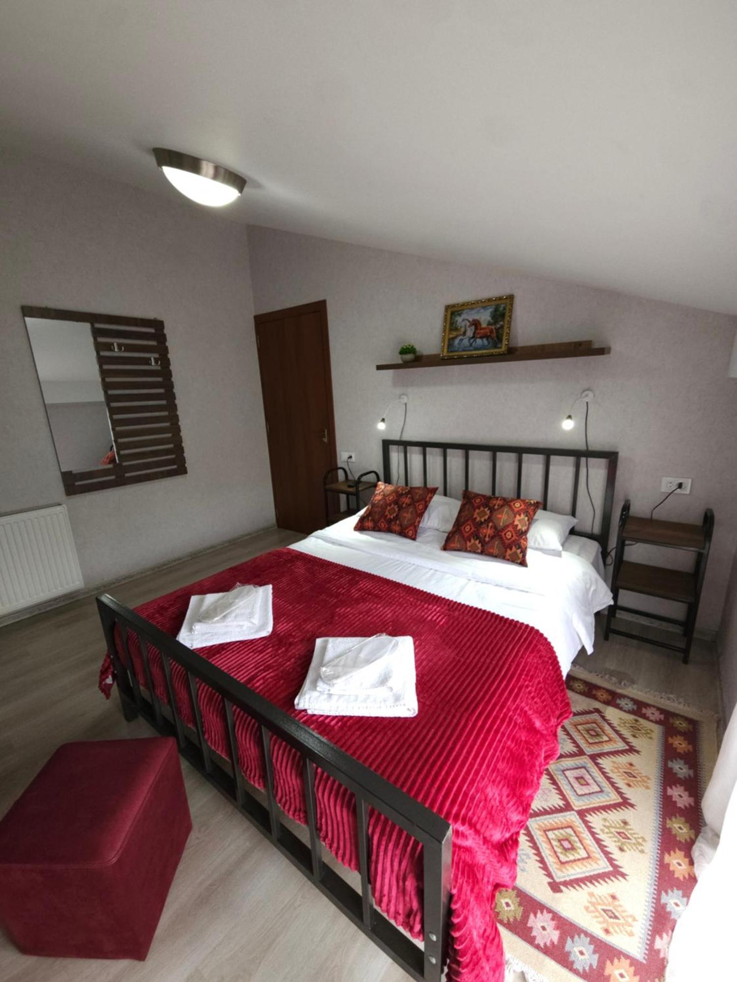 Hotel Tradicia Tiflis Dış mekan fotoğraf
