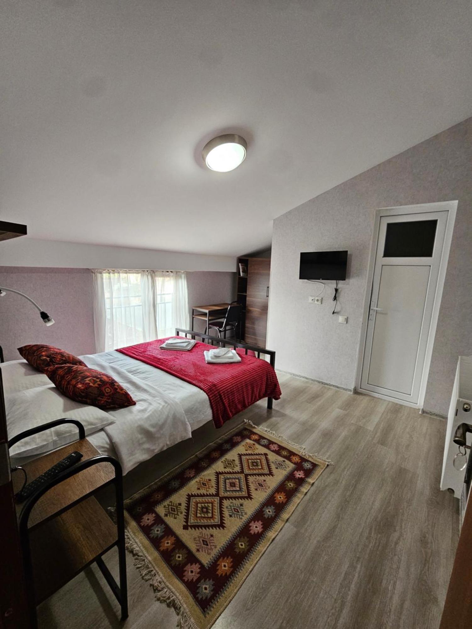 Hotel Tradicia Tiflis Dış mekan fotoğraf