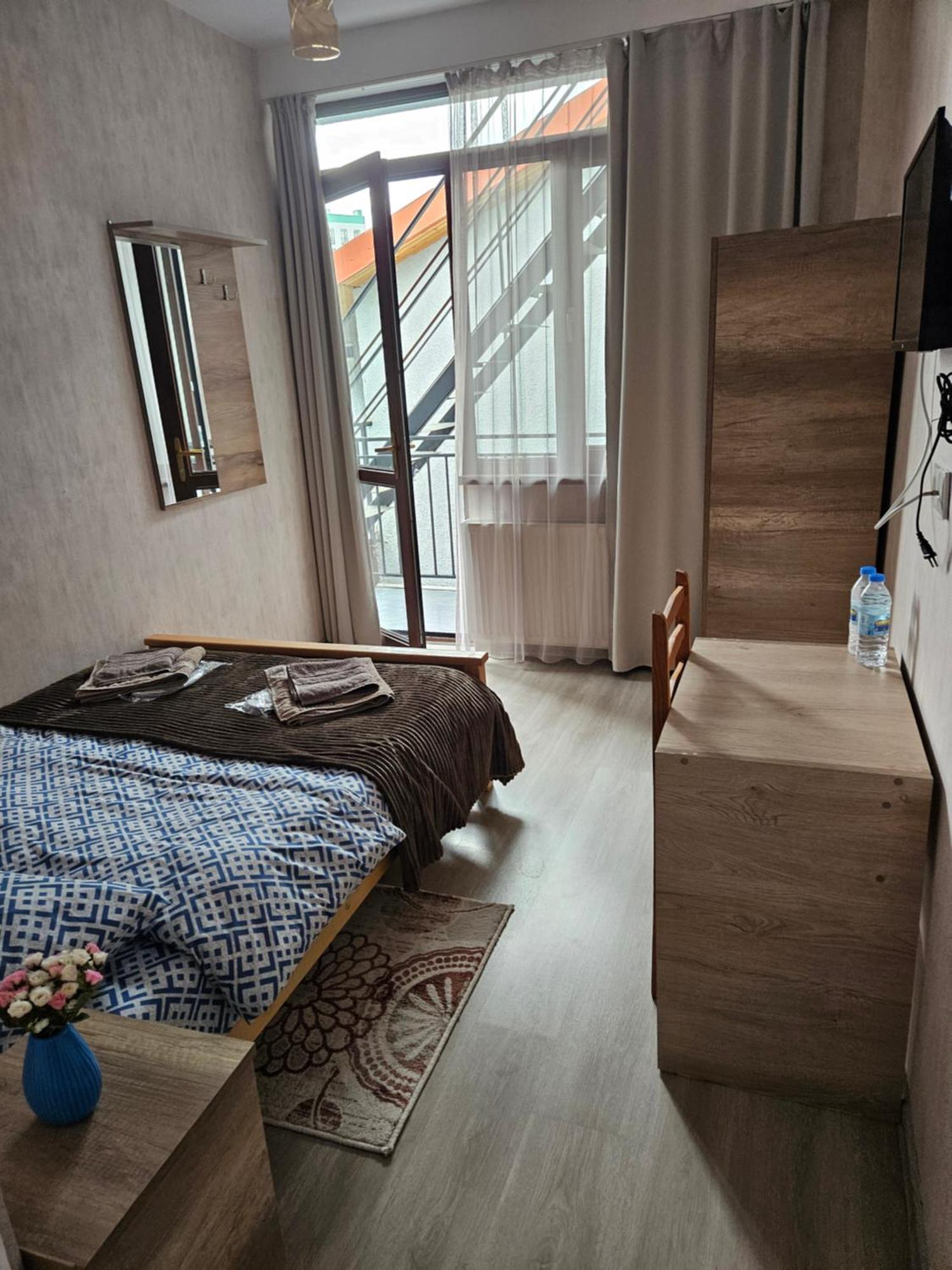 Hotel Tradicia Tiflis Dış mekan fotoğraf